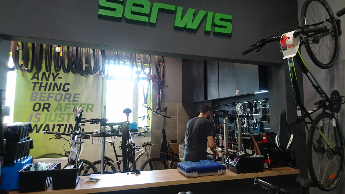 serwis rowerów w Thirty Three Wroclaw